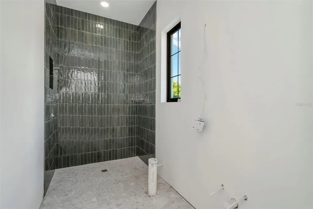 2911 W Chapin Avenue Tampa FL 33611