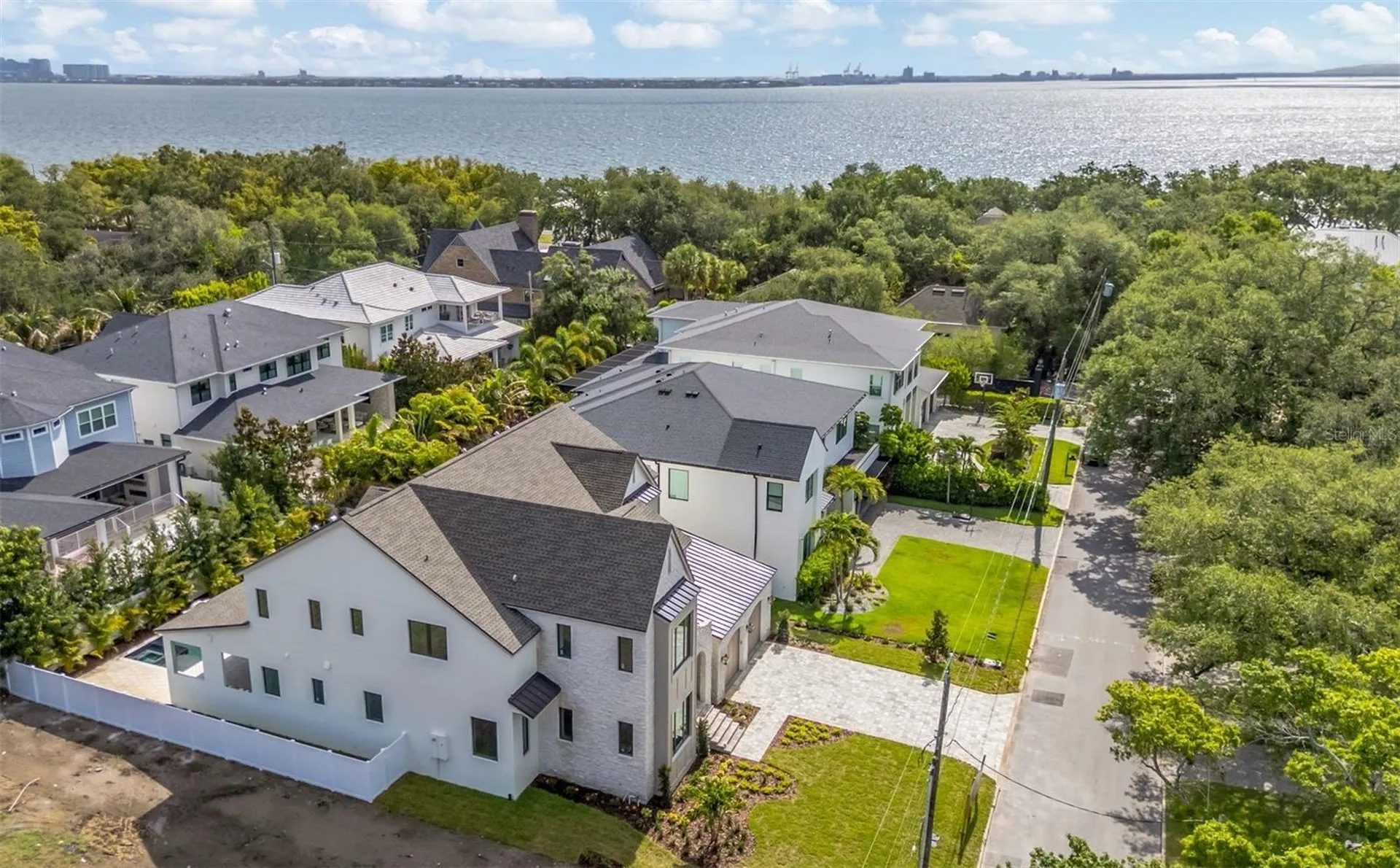 2911 W Chapin Avenue Tampa FL 33611