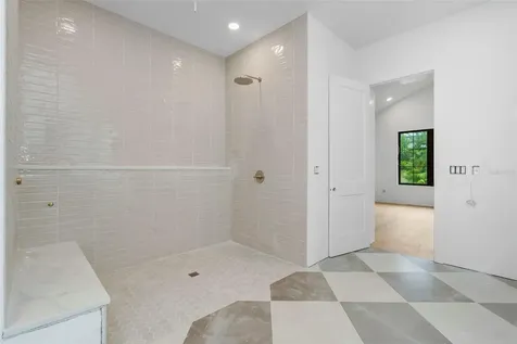 2911 W Chapin Avenue Tampa FL 33611