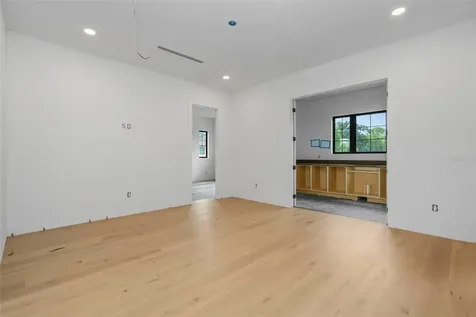 2911 W Chapin Avenue Tampa FL 33611