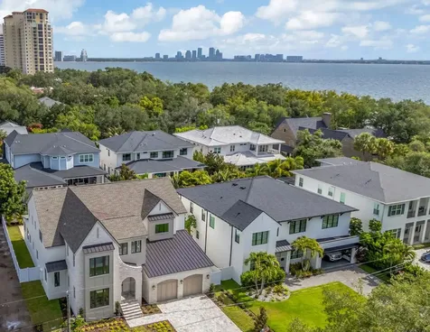 2911 W Chapin Avenue Tampa FL 33611