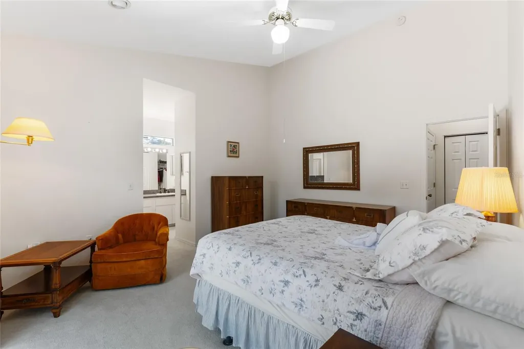 4422 NW 34th Drive Gainesville FL 32605