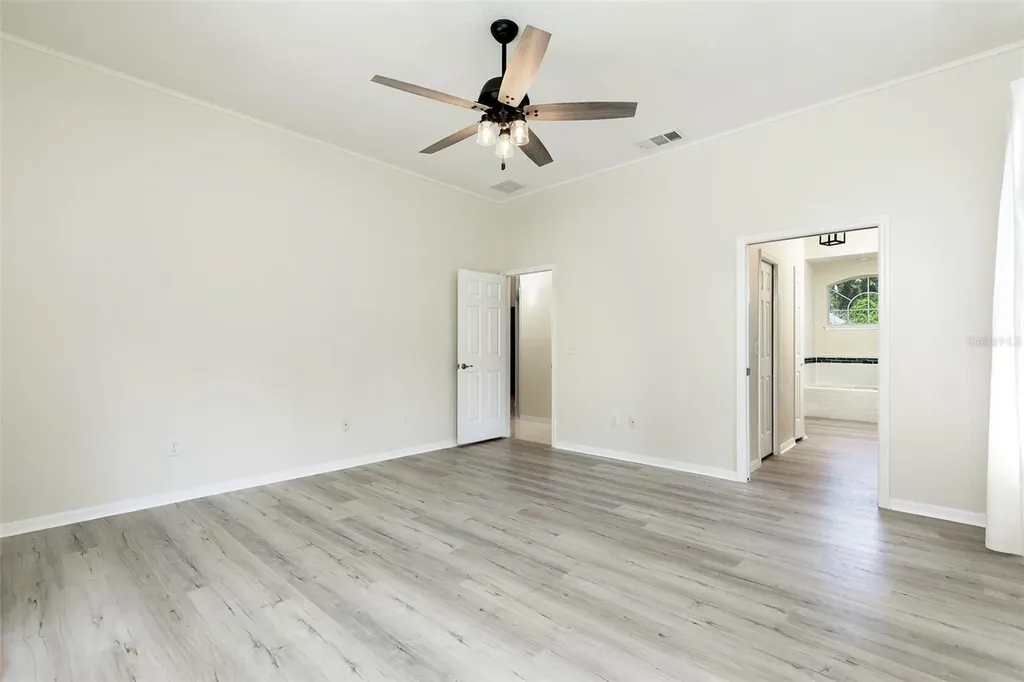 1153 Oak Tree Circle Altamonte Springs FL 32714