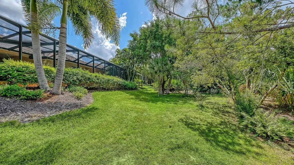 7640 Haddington Cove Lakewood Ranch FL 34202