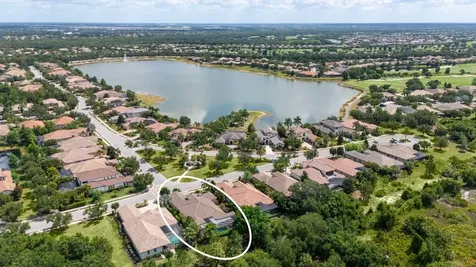 7640 Haddington Cove Lakewood Ranch FL 34202