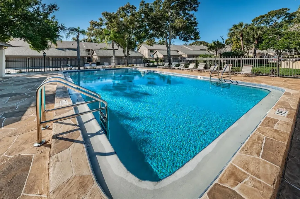 3165 Landmark Drive Clearwater FL 33761