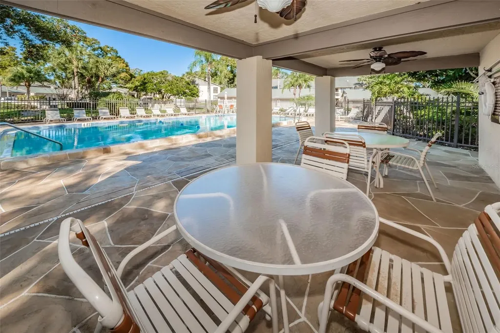 3165 Landmark Drive Clearwater FL 33761