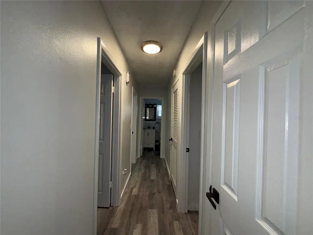 3988 San Luis Drive Sarasota FL 34235