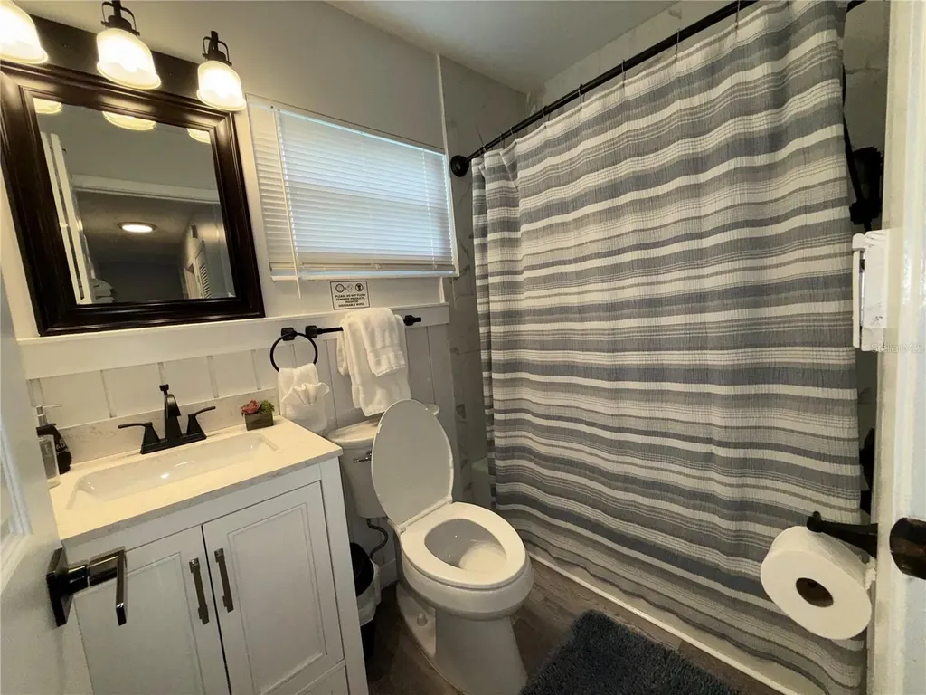 3988 San Luis Drive Sarasota FL 34235