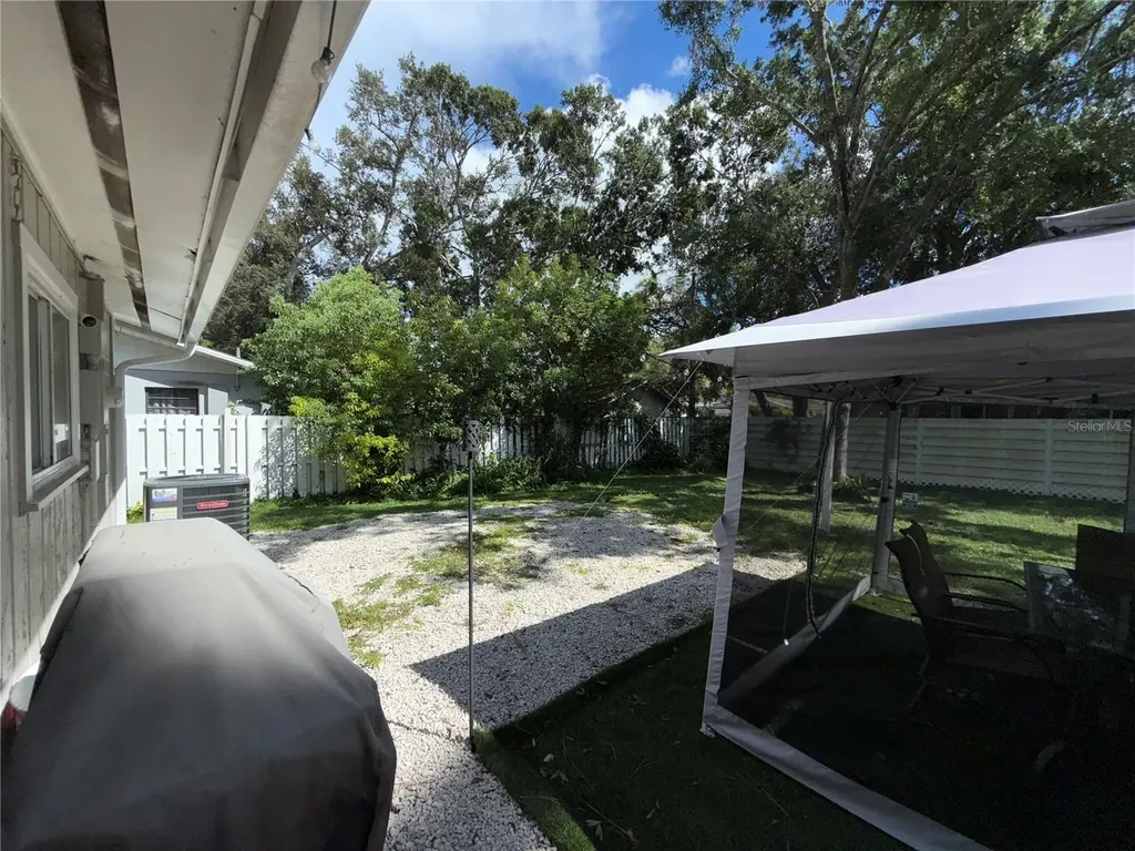 3988 San Luis Drive Sarasota FL 34235