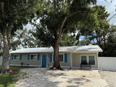 3988 San Luis Drive Sarasota FL 34235