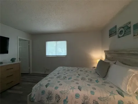 3988 San Luis Drive Sarasota FL 34235