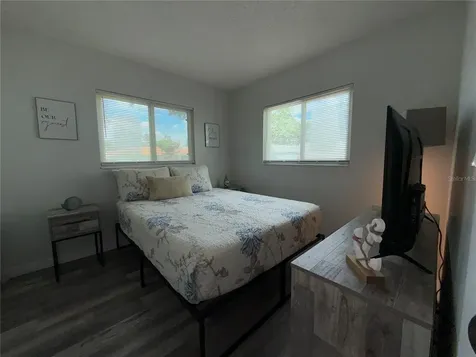 3988 San Luis Drive Sarasota FL 34235