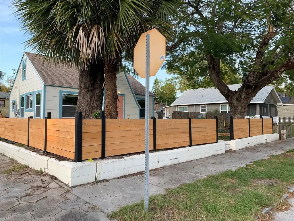 1147 James Avenue S St Petersburg FL 33705