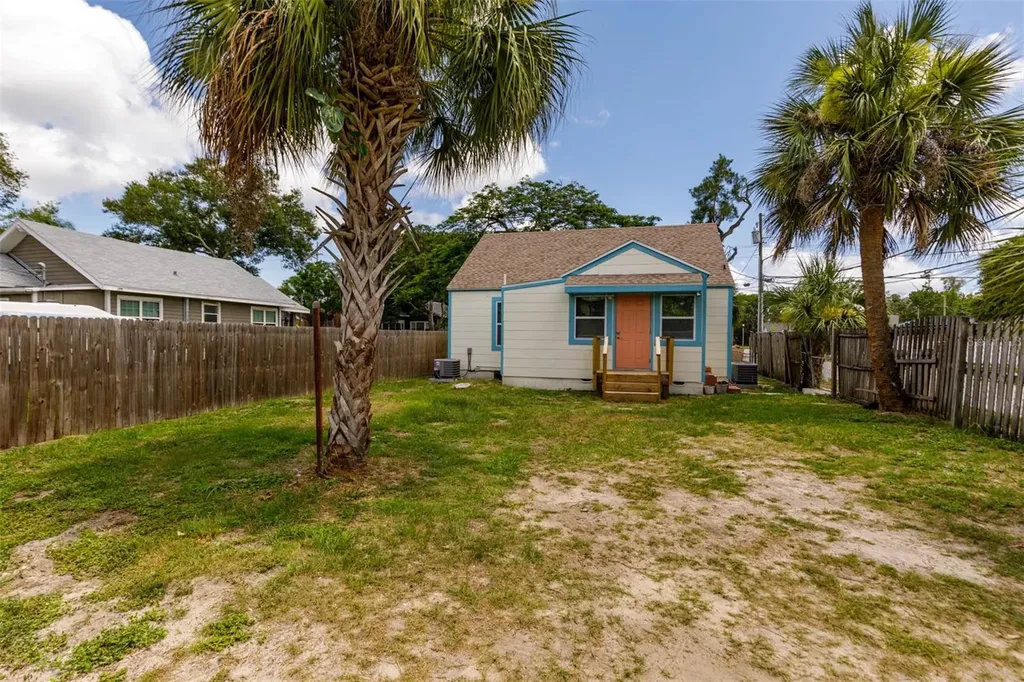 1147 James Avenue S St Petersburg FL 33705