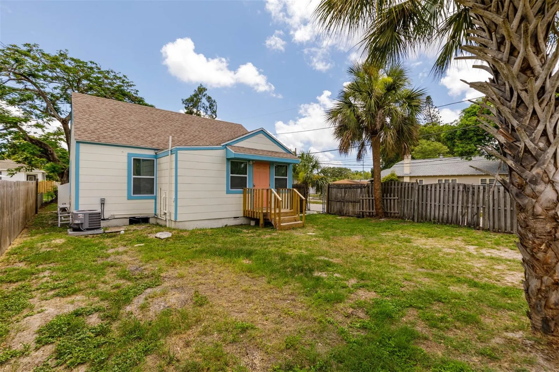 1147 James Avenue S St Petersburg FL 33705
