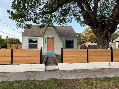 1147 James Avenue S St Petersburg FL 33705