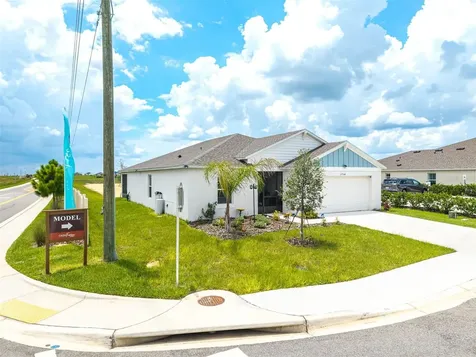 3704 Dusty Miller Place Haines City FL 33844