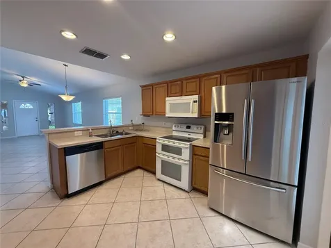 1084 Amanda Kay Circle Sanford FL 32771