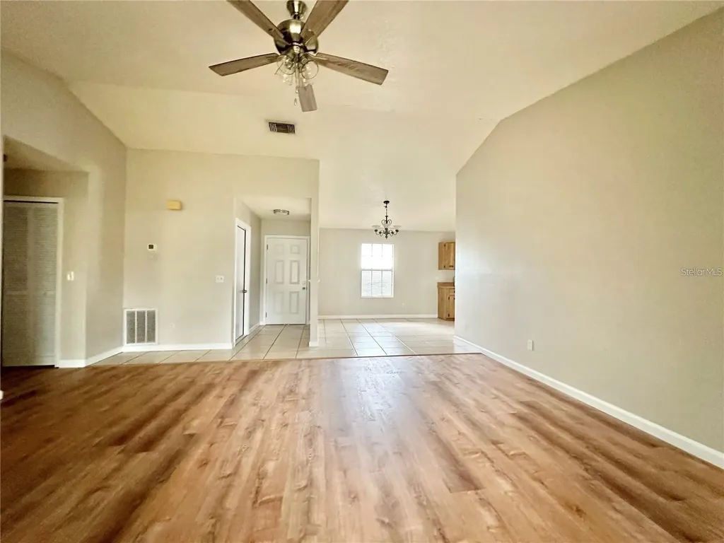 896 Mentmore Circle Deltona FL 32738
