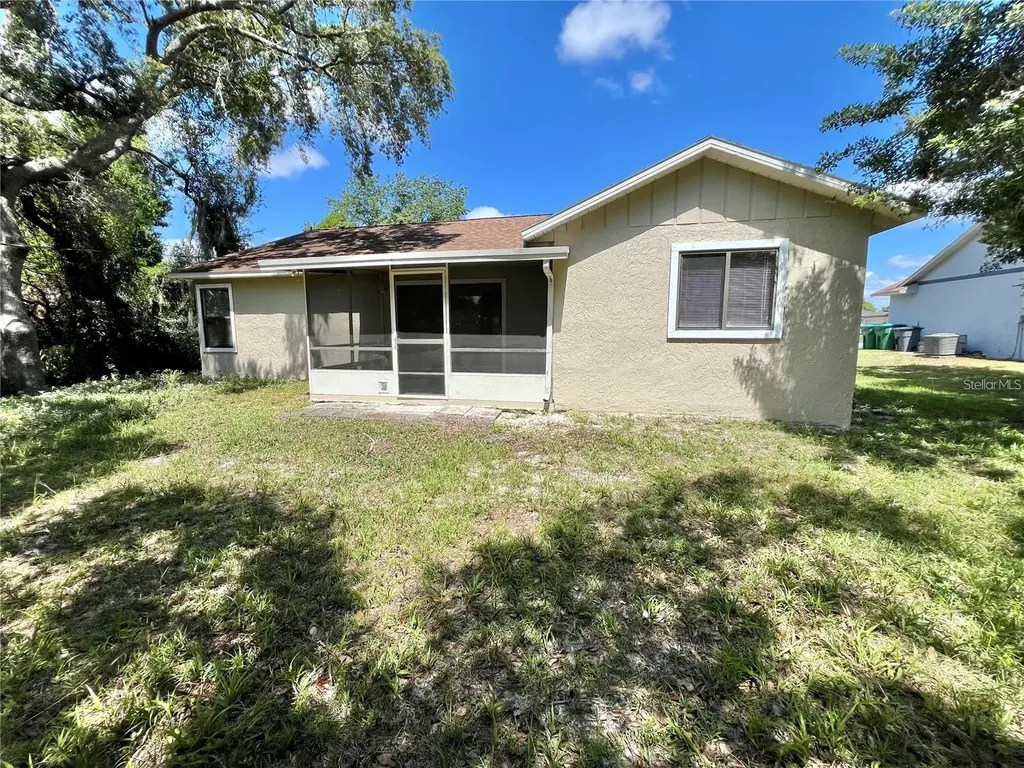896 Mentmore Circle Deltona FL 32738