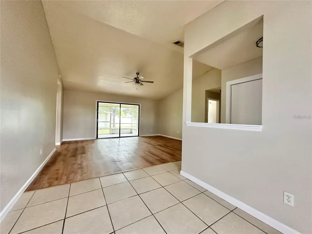 896 Mentmore Circle Deltona FL 32738