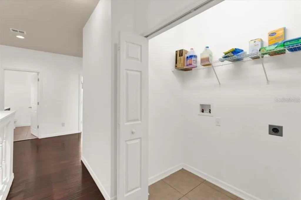 9301 Watchet Way Orlando FL 32825