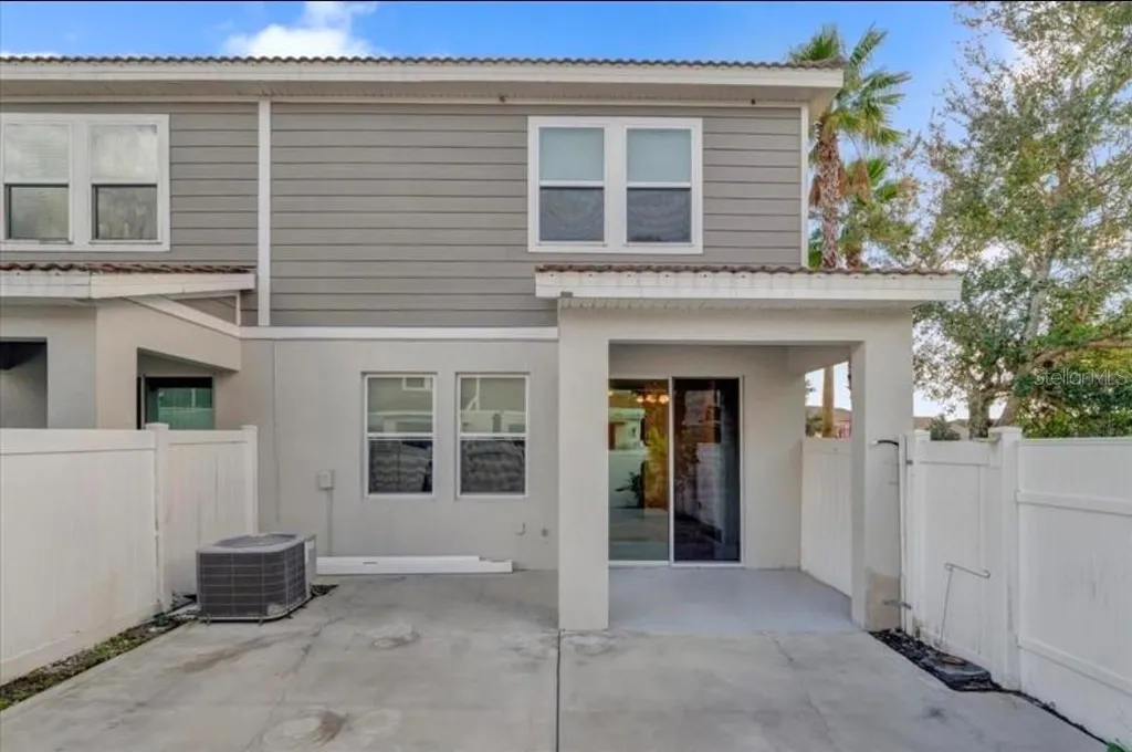 9301 Watchet Way Orlando FL 32825
