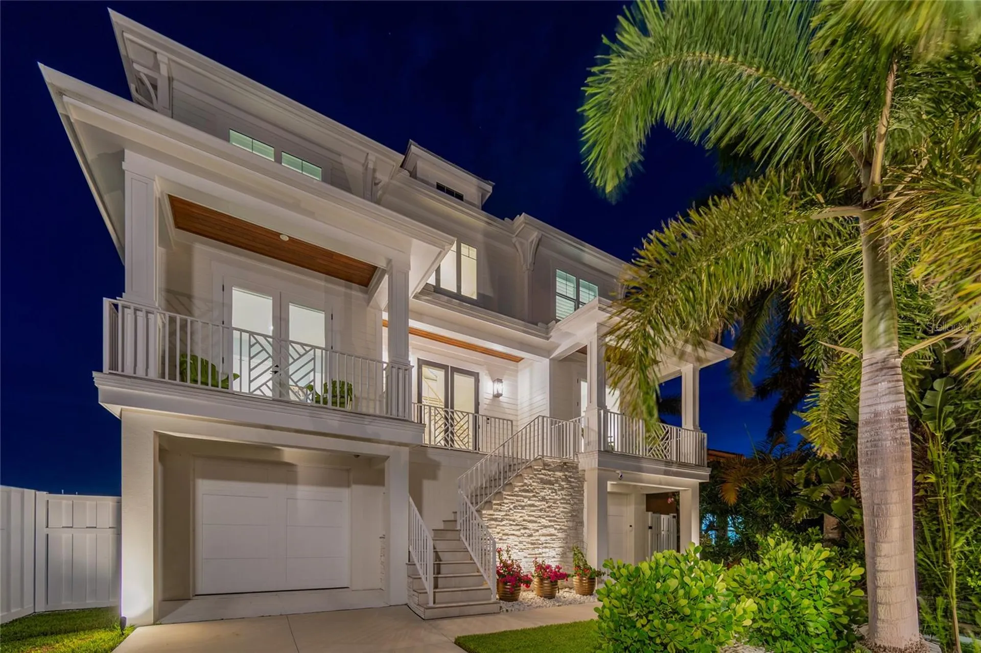 17715 Wall Circle Redington Shores FL 33708
