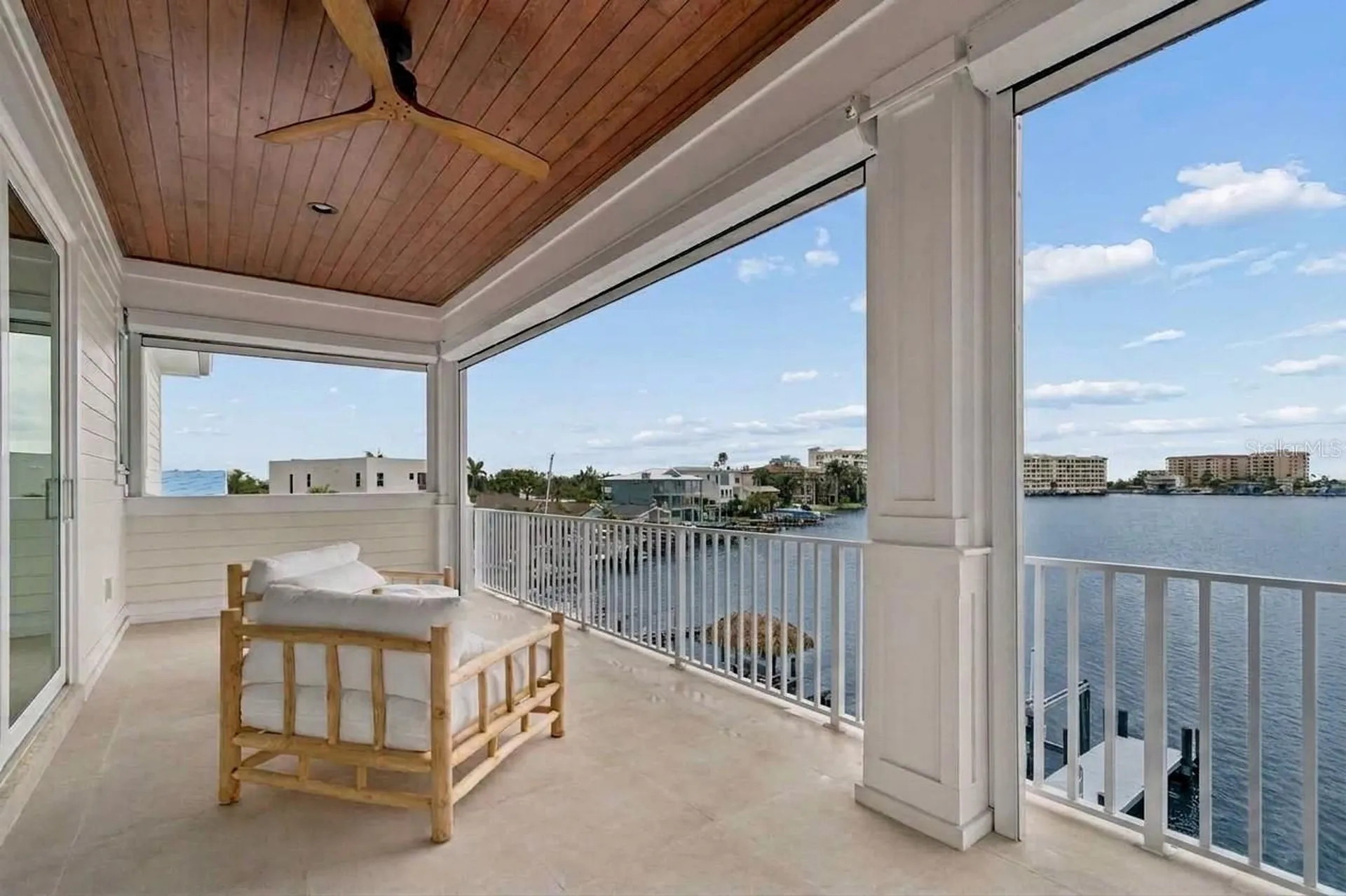 17715 Wall Circle Redington Shores FL 33708