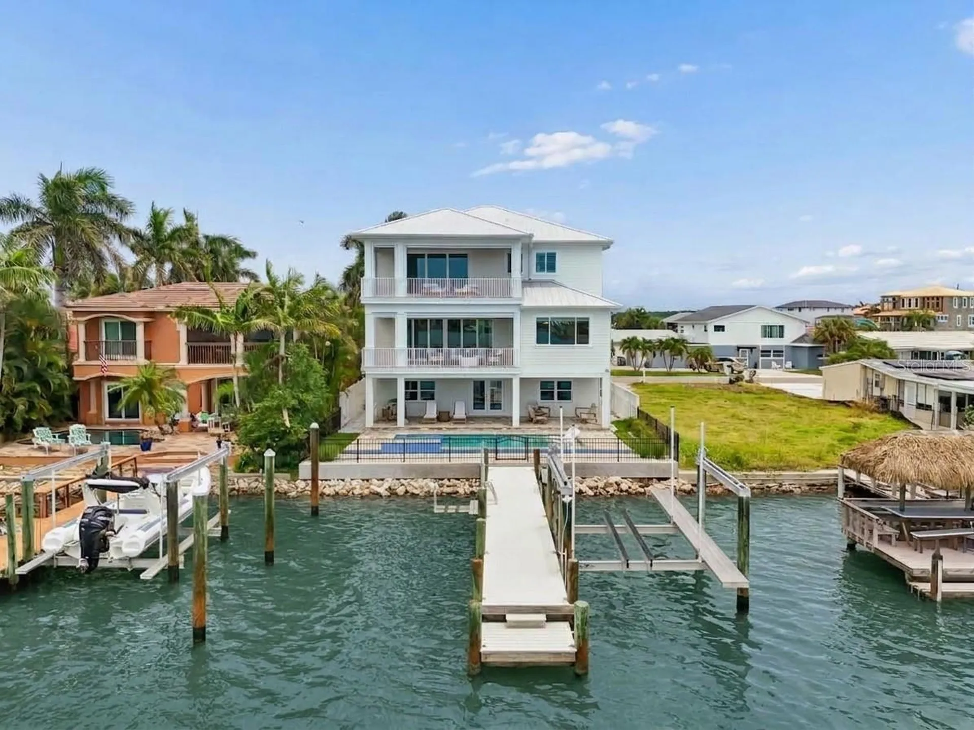 17715 Wall Circle Redington Shores FL 33708