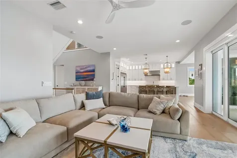 17715 Wall Circle Redington Shores FL 33708