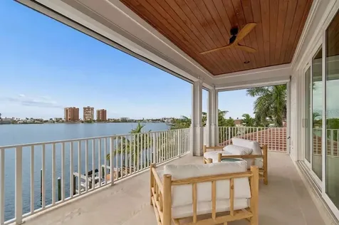 17715 Wall Circle Redington Shores FL 33708