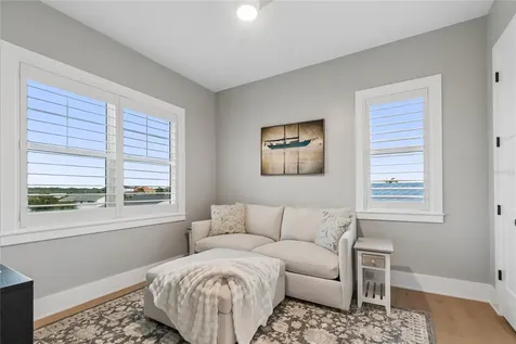 17715 Wall Circle Redington Shores FL 33708