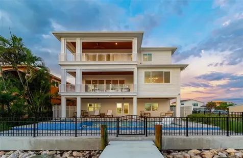 17715 Wall Circle Redington Shores FL 33708