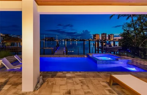 17715 Wall Circle Redington Shores FL 33708