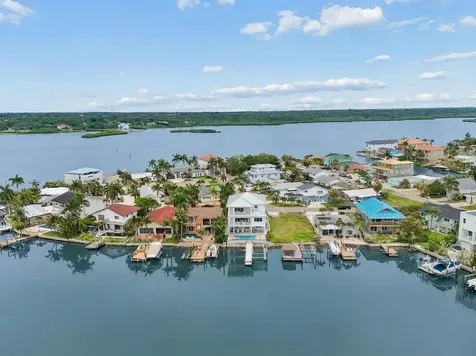 17715 Wall Circle Redington Shores FL 33708