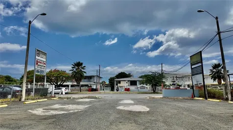 115 C. Marginal Rincon PR 00677
