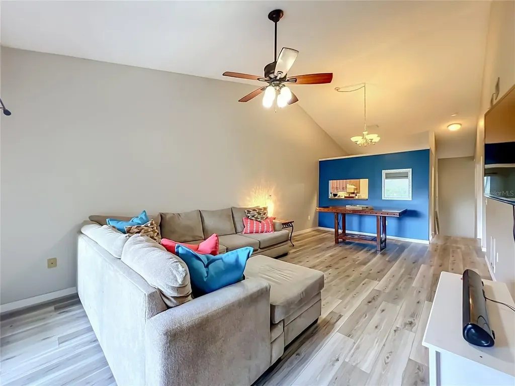 645 Laurel Oak Lane Altamonte Springs FL 32701