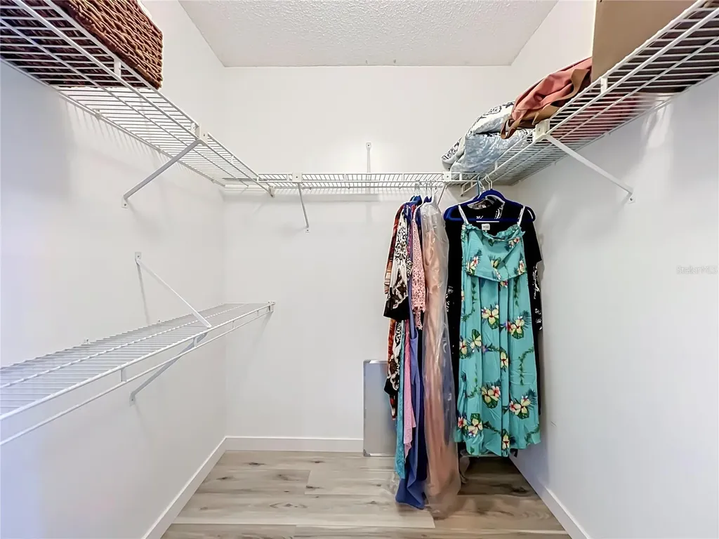 645 Laurel Oak Lane Altamonte Springs FL 32701
