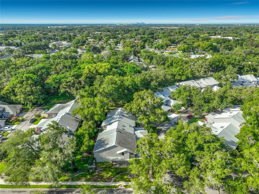 645 Laurel Oak Lane Altamonte Springs FL 32701