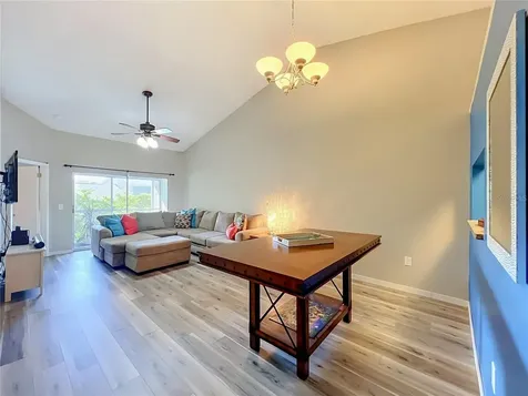 645 Laurel Oak Lane Altamonte Springs FL 32701