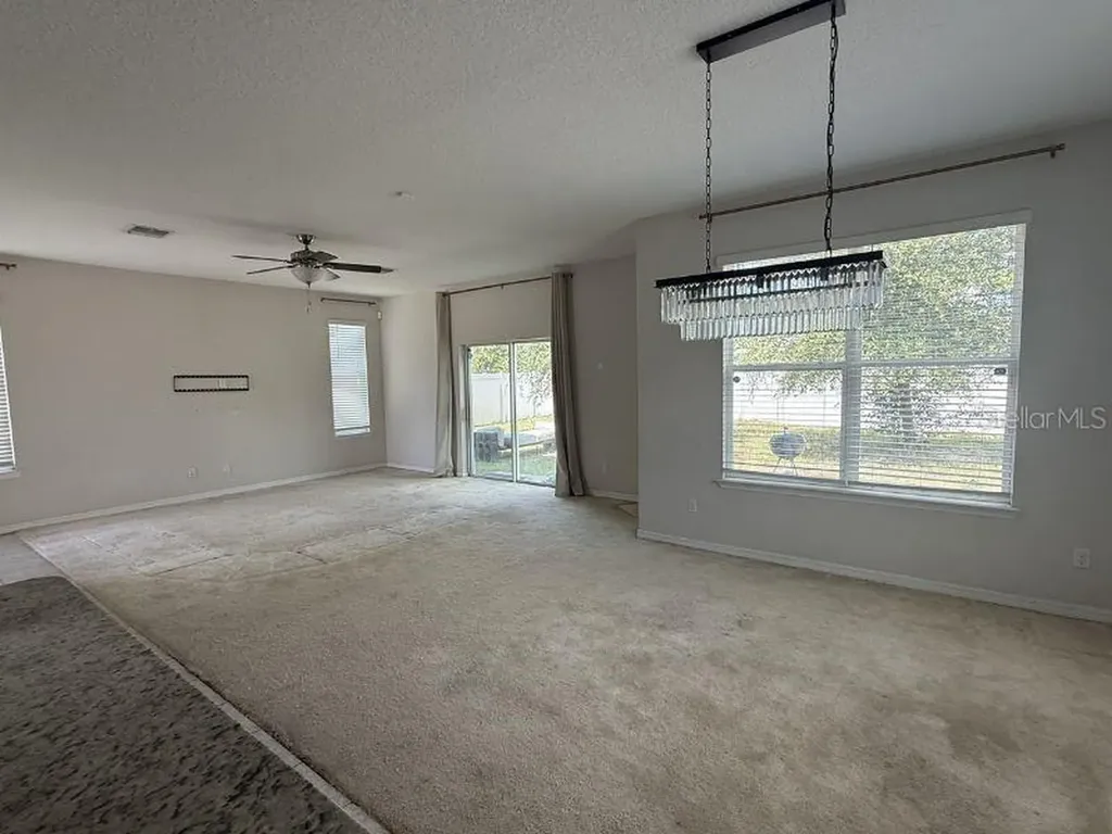 1010 Atlantic Avenue Fruitland Park FL 34731
