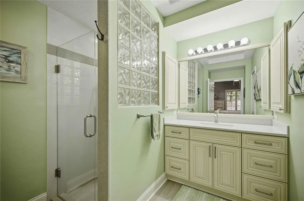 1118 Avenida De Las Casas Lady Lake FL 32159