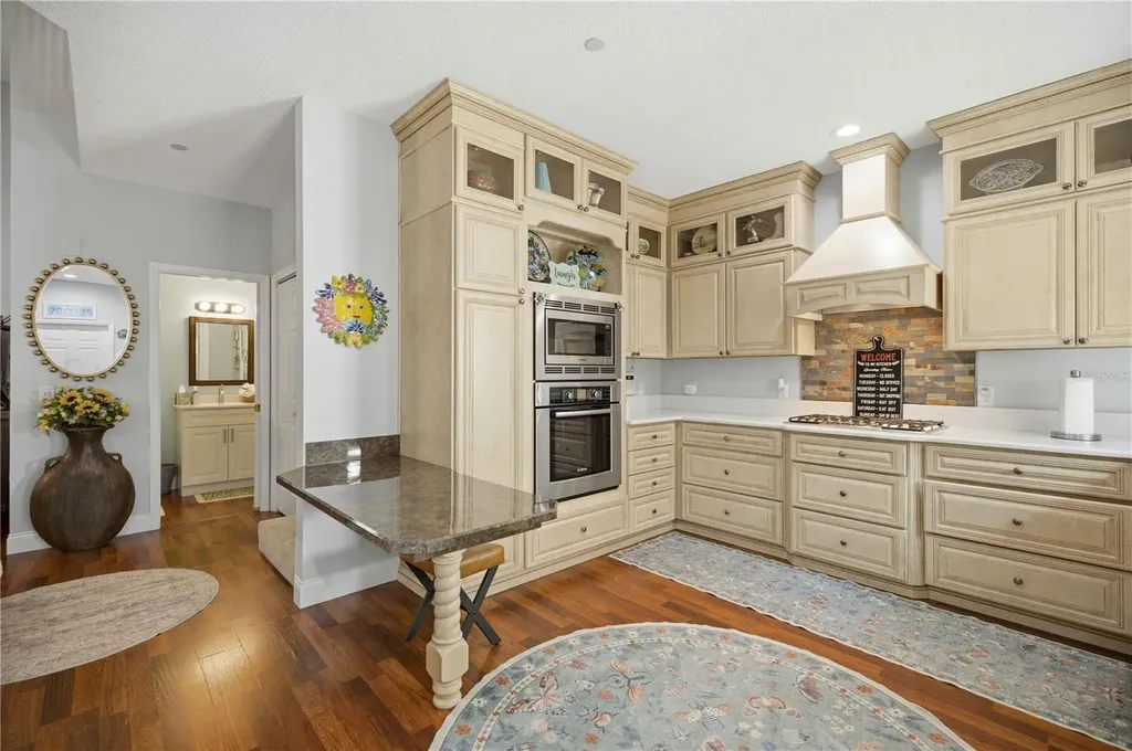 1118 Avenida De Las Casas Lady Lake FL 32159