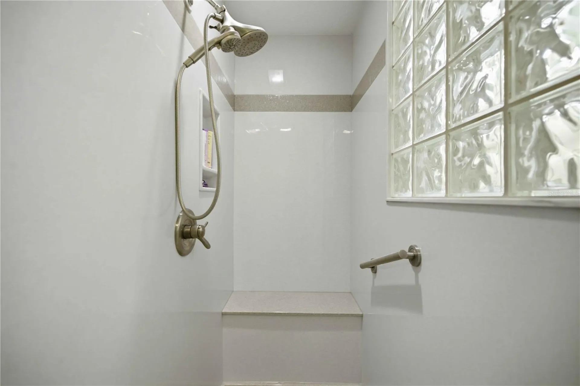 1118 Avenida De Las Casas Lady Lake FL 32159