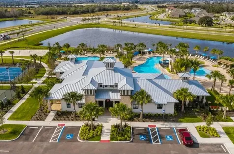 6305 Sunsail Place Apollo Beach FL 33572