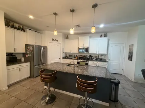 6305 Sunsail Place Apollo Beach FL 33572