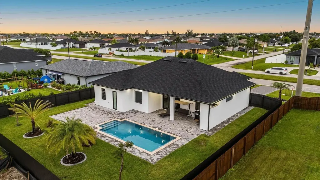 1112 Embers Parkway W Cape Coral FL 33993