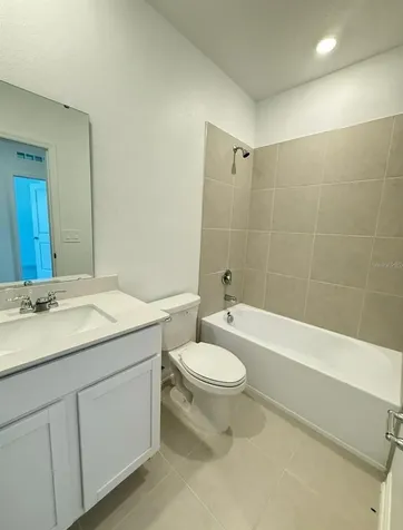 2633 Skyline Loop Kissimmee FL 34758